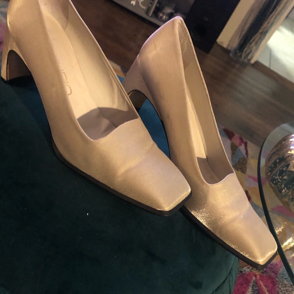 Studio Delman Heels - Picture 6 of 8